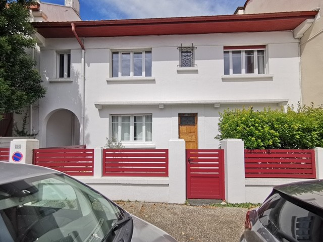 for sale flat à BAYONNE - 357 000