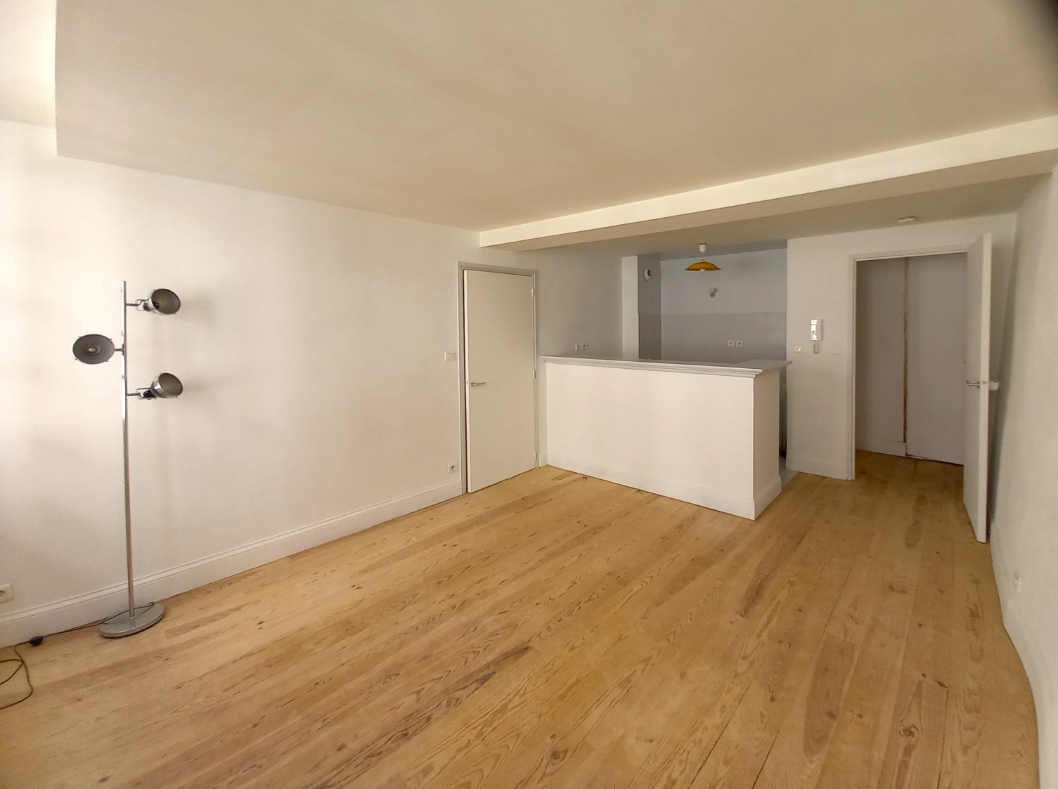 for sale flat in BAYONNE - 214 000