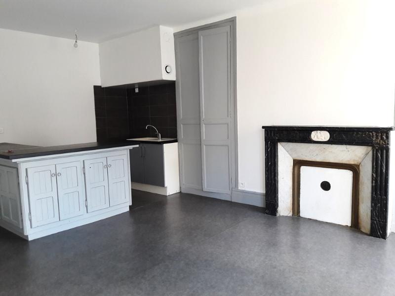 letting flat in BAYONNE - 592 / month