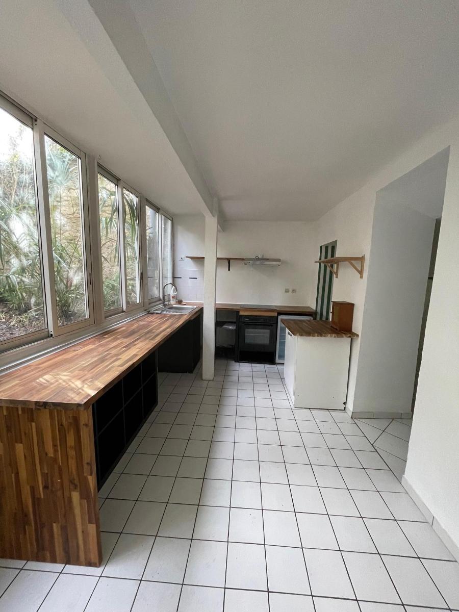 letting flat in BORDEAUX - 716 / month