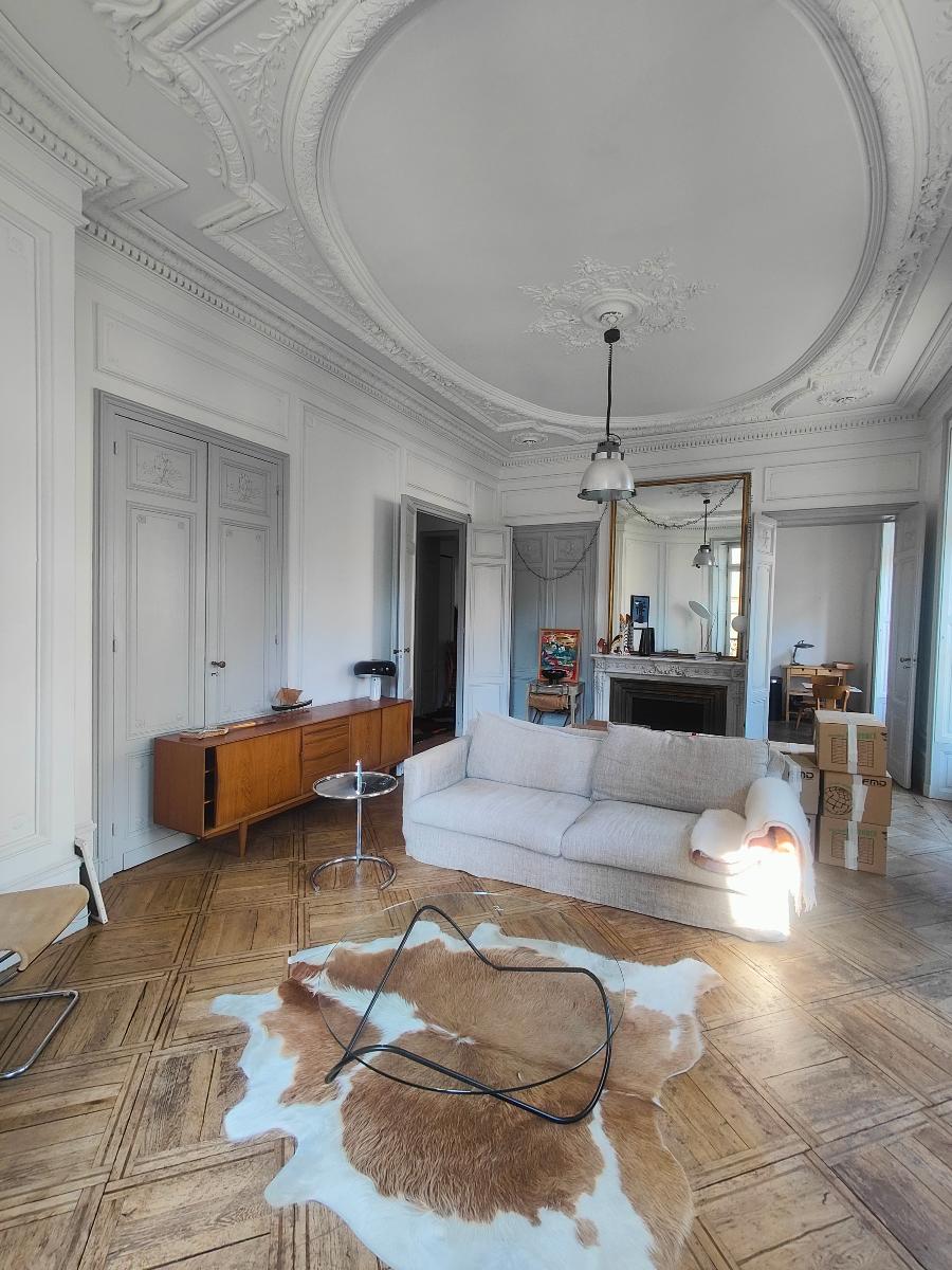 letting flat in BORDEAUX - 1 412 / month