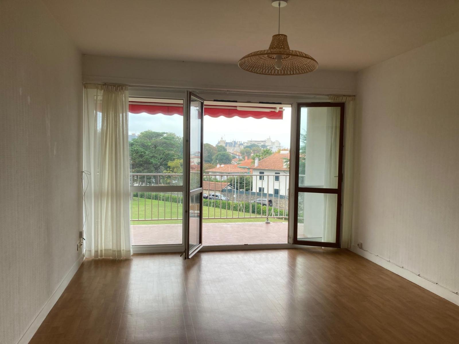 letting flat in BIARRITZ - 955 / month