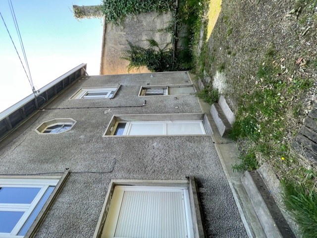 letting flat à CENON - 782 / month