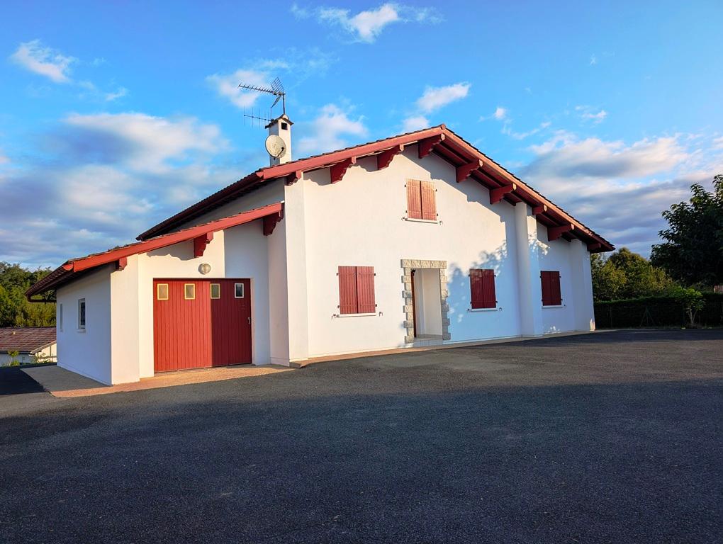 letting villa in MOUGUERRE - 1 200 / month